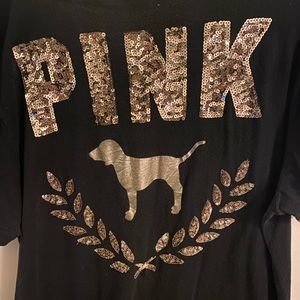 Victoria’s Secret PINK campus tee
